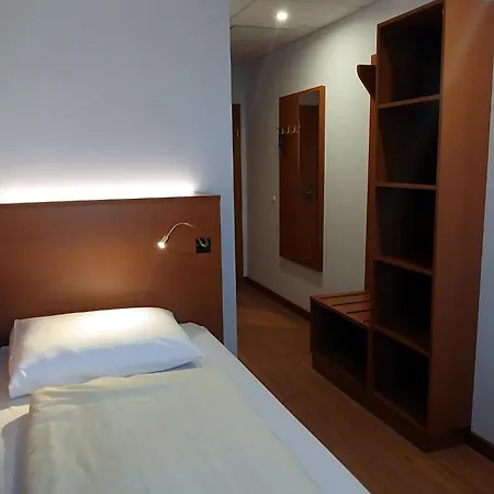 Smarthotel ホテル Gallmersgarten